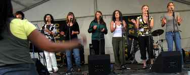 Langnau Jazz Nights 2007: Junior Jazz Meeting on the Viehmarktplatz. July 28th 2007. Remember Sister Act? The Vocals performing Beethoven's 9th symphony in a gospel style: Joyful, joyful!